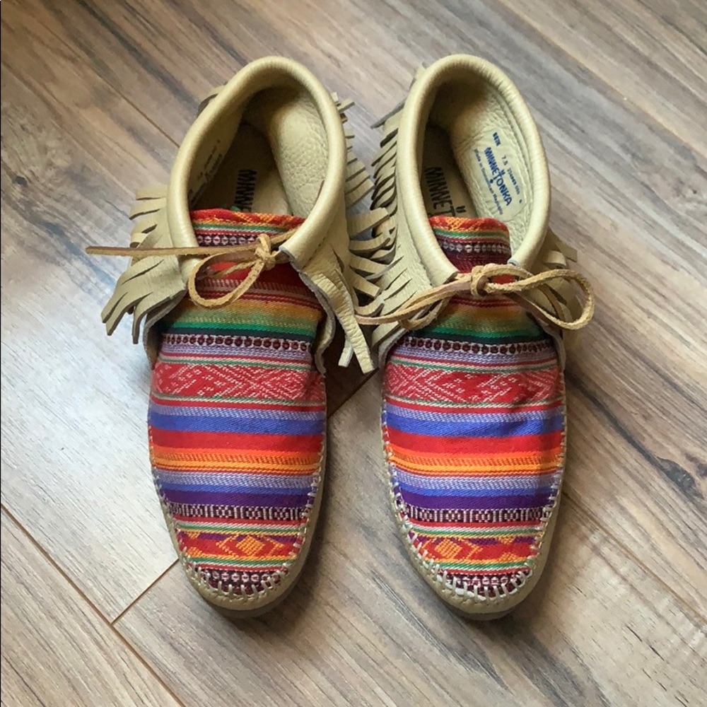 Women’s Serape Minnetonka Moccasins